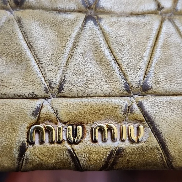 Miu Miu Tan Distressed Studded Wallet W/antique Finish - Picture 15 of 15